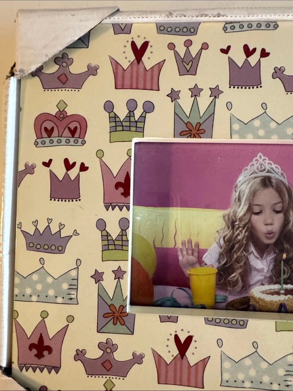 NEW Concepts Princess Crowns Girl’s Picture Frame  10” x 8.25”